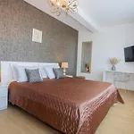 Villa Lumani ** Luxury Near Split **