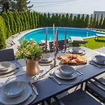 Lumani ** Luxury Near Split ** Villa